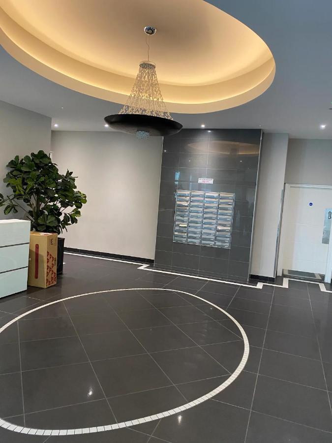 Beautiful Apartment Very Close To The Beach Brighton Exterior foto