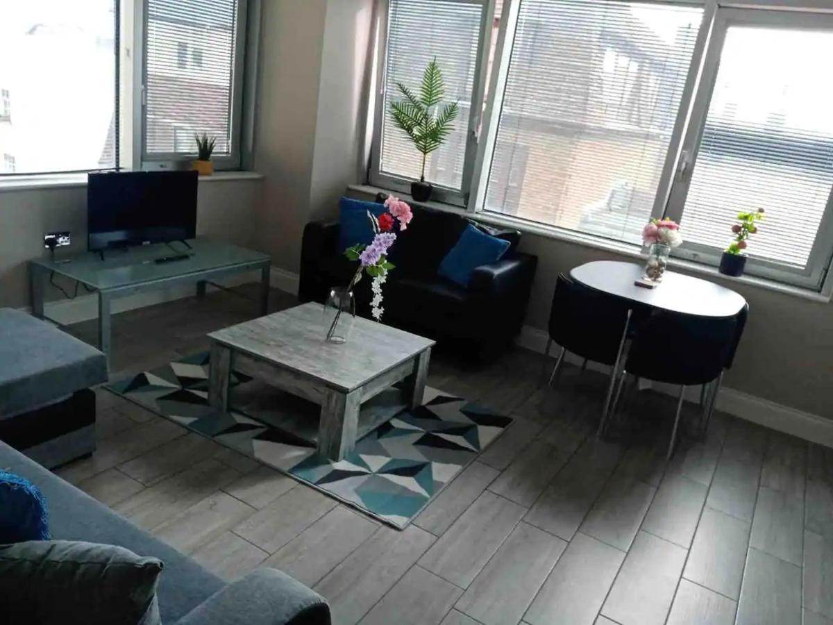 Beautiful Apartment Very Close To The Beach Brighton Exterior foto